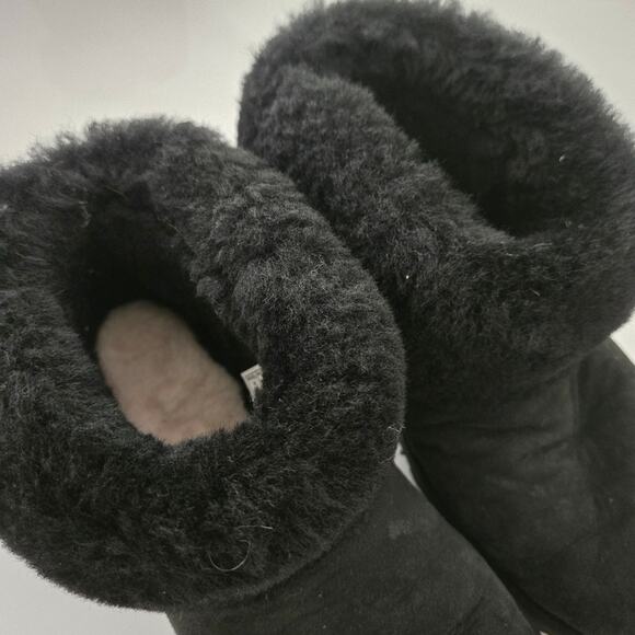 UGG Classic Black Mini Fluff  Shearling Collar Ankle Bootie, Sz 8, Style 1106757 - Picture 5 of 9